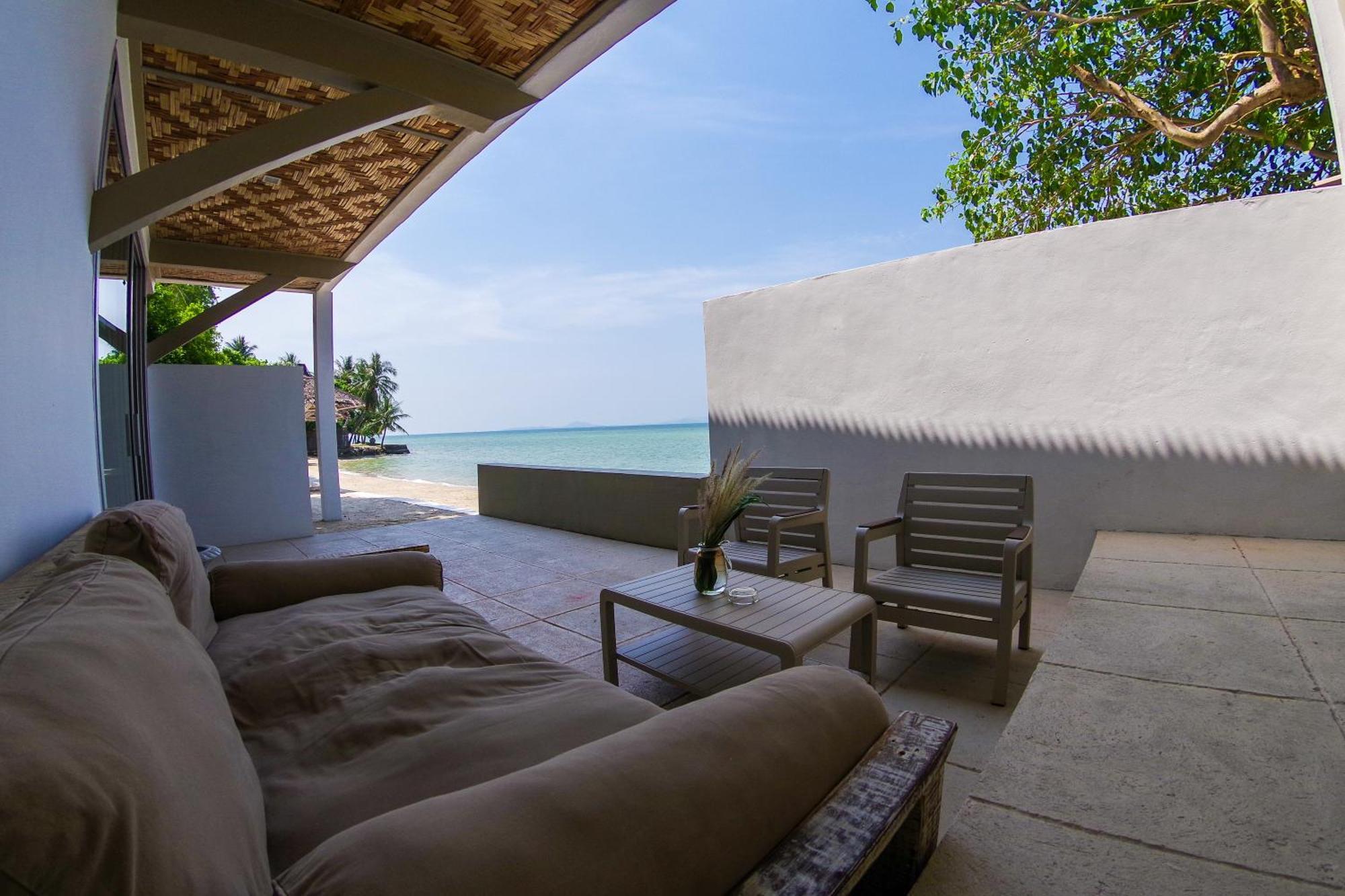 Milky Bay Resort Bantaj Kültér fotó